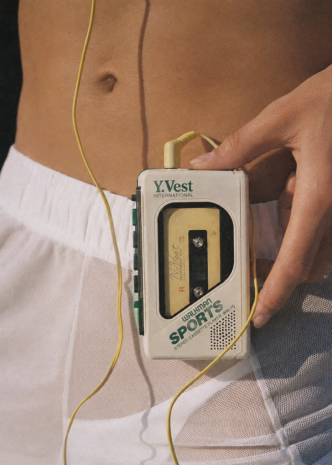 Y.VEST
